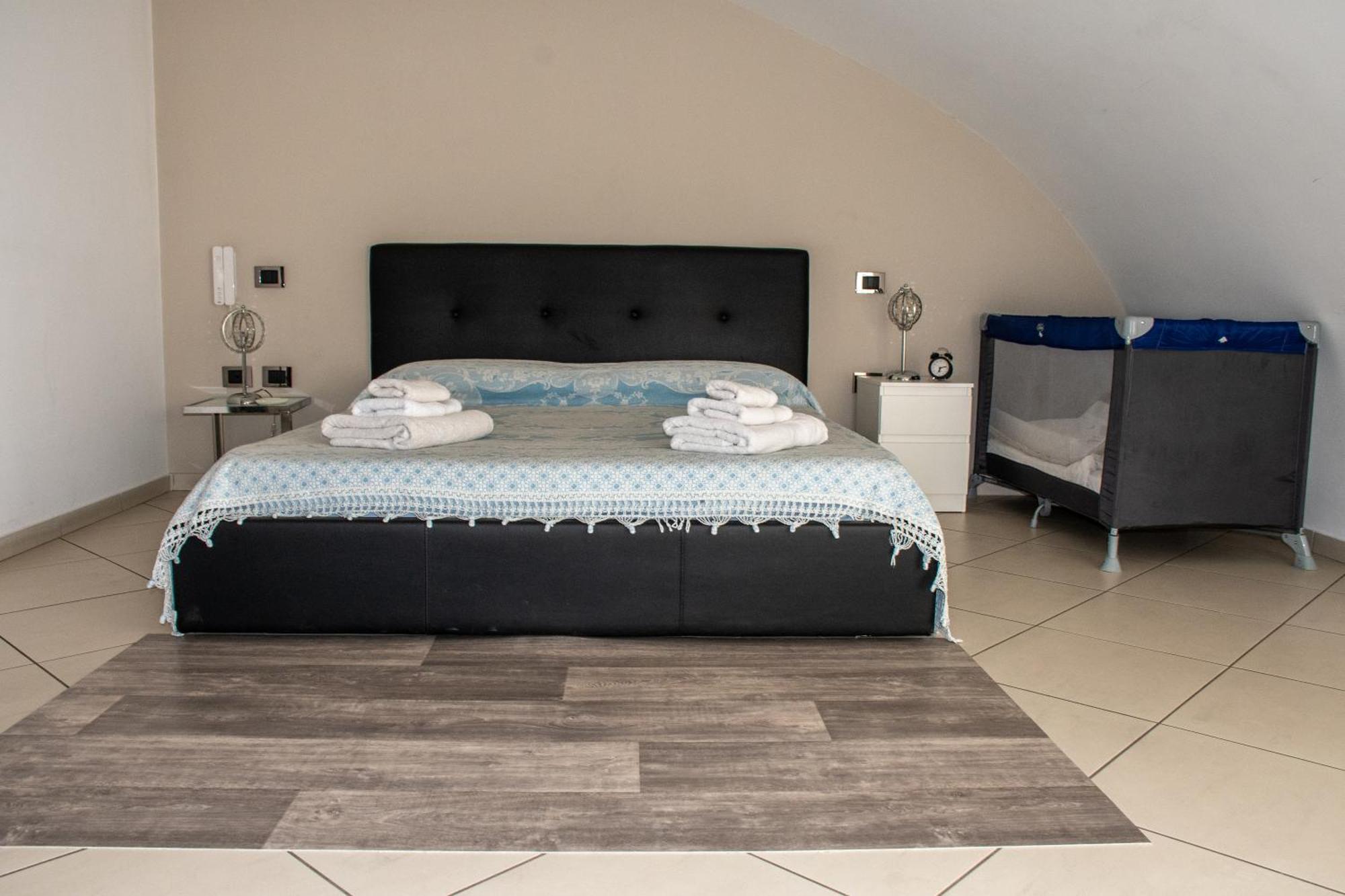 Casa Vacanza Lareggia Con Garage San Prisco Exteriér fotografie