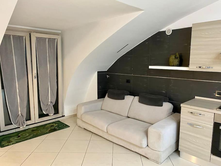 Casa Vacanza Lareggia Con Garage San Prisco Exteriér fotografie